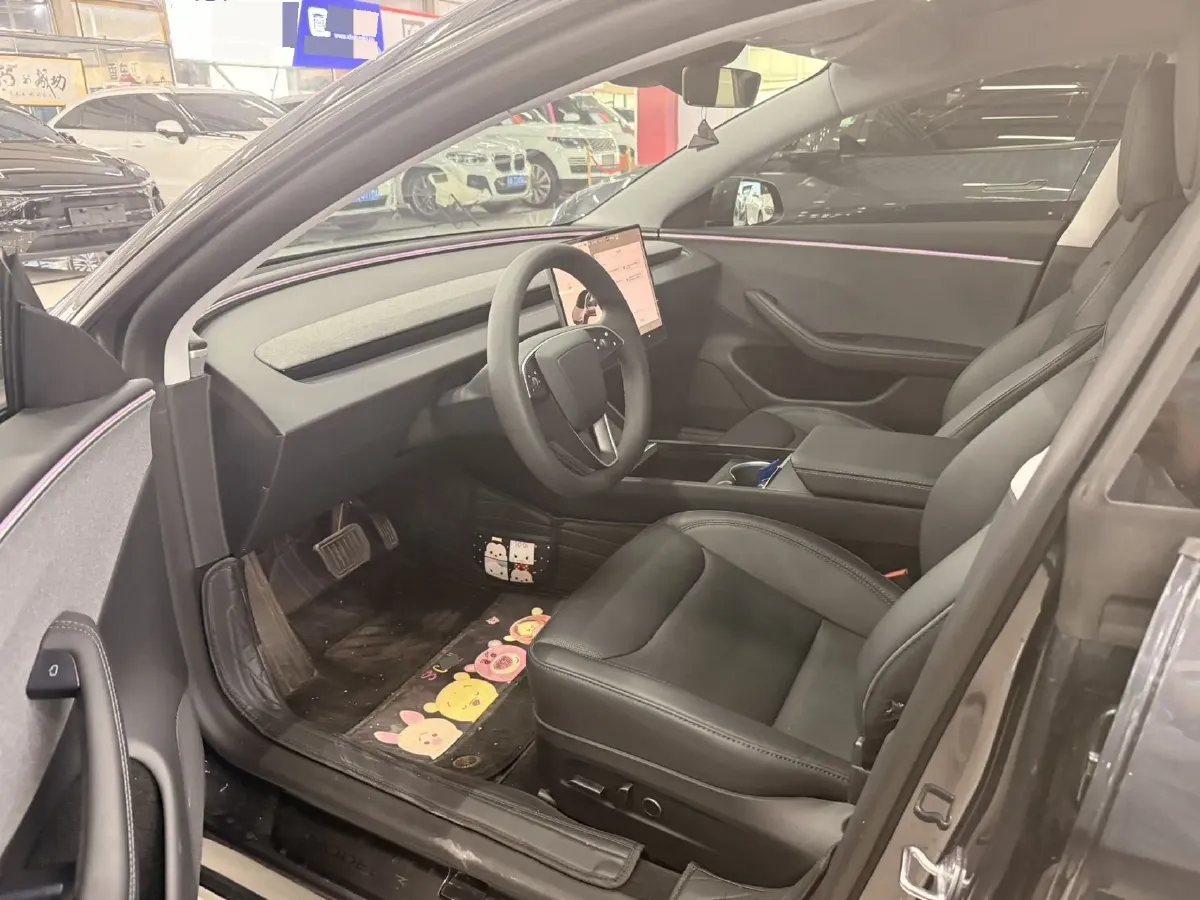 2025 Tesla Model 3 BEV 62.5KWH,autocango,china used car exporter,china ev exporter,chinese used car exporter,chinese used ev exporter