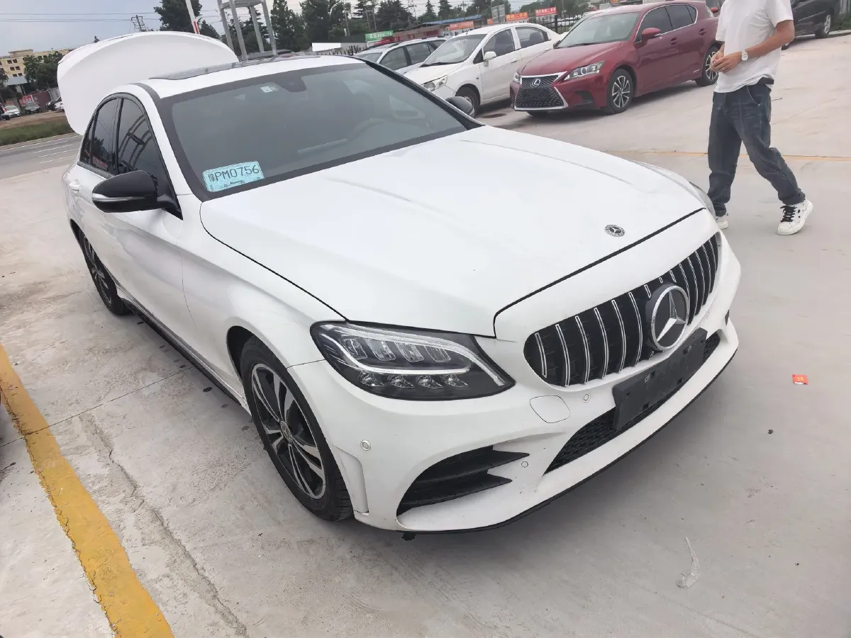 2020 Mercedes-Benz C Class 1.5T 184HP L4 9AT,autocango,china used car exporter,china ev exporter,chinese used car exporter,chinese used ev exporter
