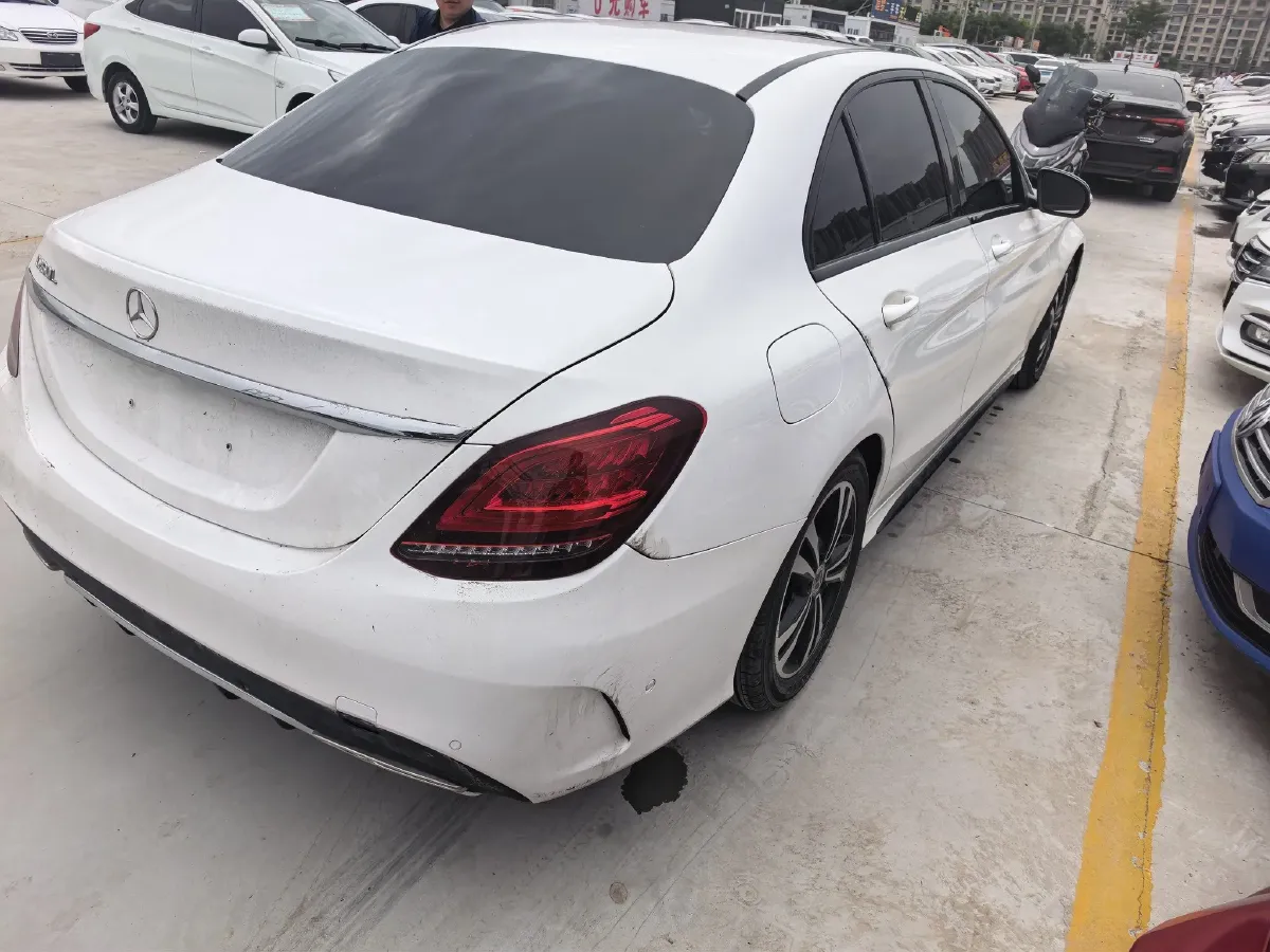 2020 Mercedes-Benz C Class 1.5T 184HP L4 9AT,autocango,china used car exporter,china ev exporter,chinese used car exporter,chinese used ev exporter