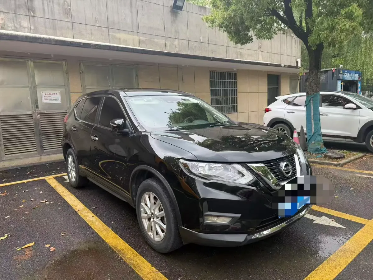 2022 Nissan X-Trail 2.0L 151HP L4 CVT,autocango,china used car exporter,china ev exporter,chinese used car exporter,chinese used ev exporter