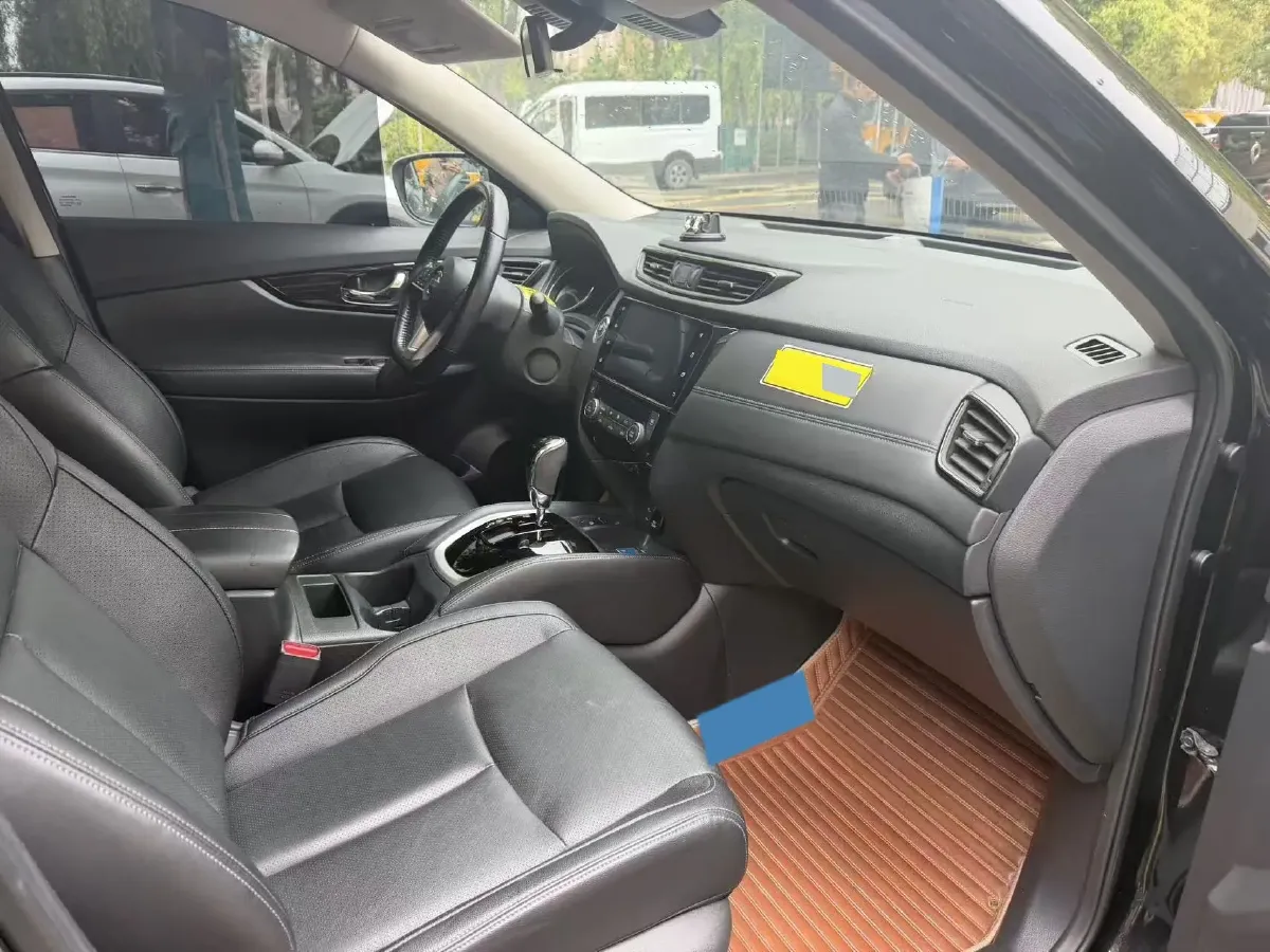 2022 Nissan X-Trail 2.0L 151HP L4 CVT,autocango,china used car exporter,china ev exporter,chinese used car exporter,chinese used ev exporter