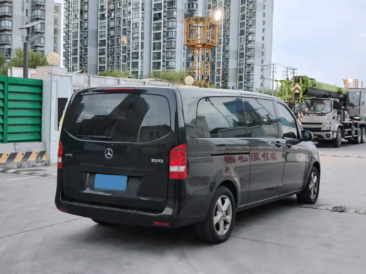 2021 Mercedes-Benz Vito 2.0T 211HP L4 9AT,autocango,china used car exporter,china ev exporter,chinese used car exporter,chinese used ev exporter