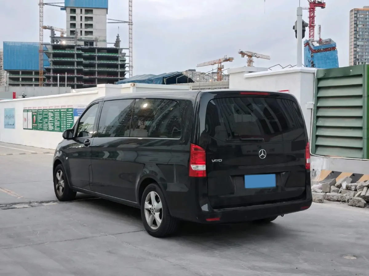 2021 Mercedes-Benz Vito 2.0T 211HP L4 9AT,autocango,china used car exporter,china ev exporter,chinese used car exporter,chinese used ev exporter