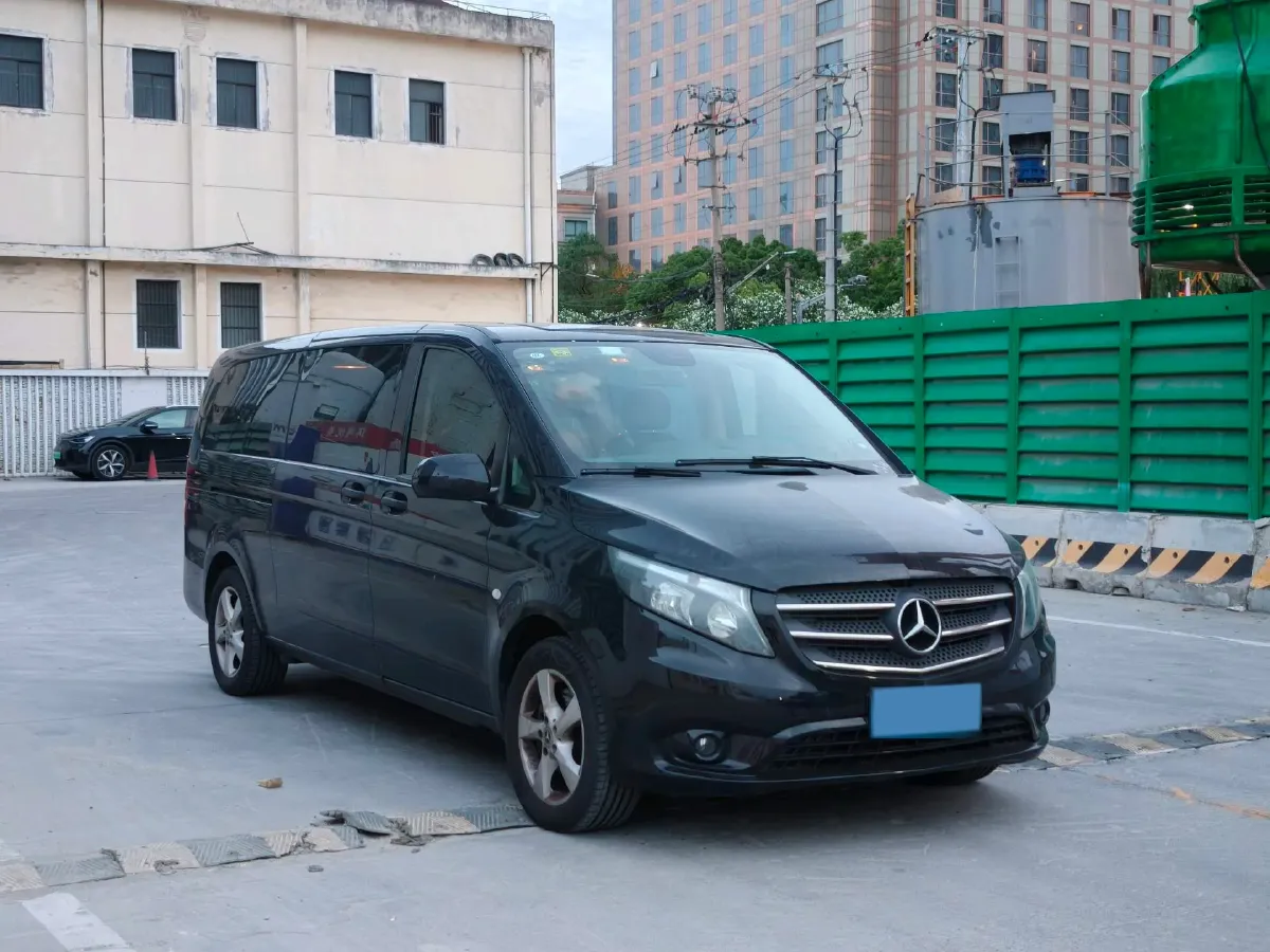 2021 Mercedes-Benz Vito 2.0T 211HP L4 9AT,autocango,china used car exporter,china ev exporter,chinese used car exporter,chinese used ev exporter