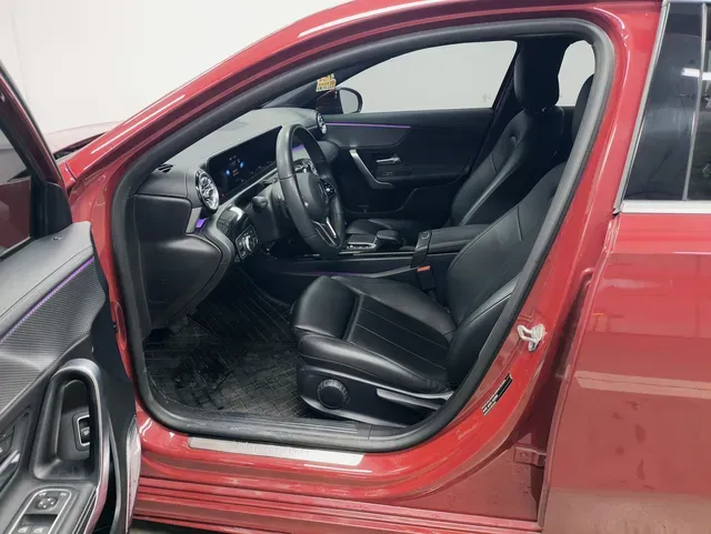 2021 Mercedes-Benz A Class 1.3T 136HP L4 7DCT,autocango,china used car exporter,china ev exporter,chinese used car exporter,chinese used ev exporter