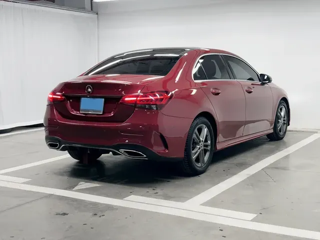 2021 Mercedes-Benz A Class 1.3T 136HP L4 7DCT,autocango,china used car exporter,china ev exporter,chinese used car exporter,chinese used ev exporter