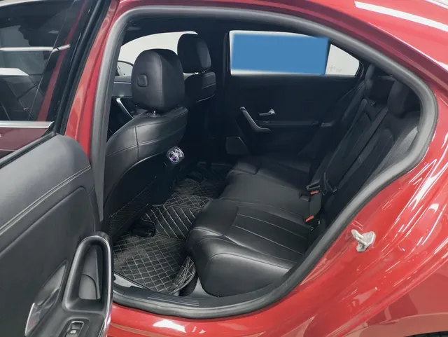 2021 Mercedes-Benz A Class 1.3T 136HP L4 7DCT,autocango,china used car exporter,china ev exporter,chinese used car exporter,chinese used ev exporter