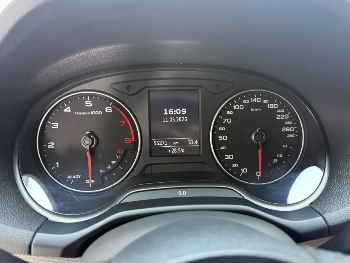 2021 Audi Q2L 1.4T 150HP L4 7DCT,autocango,china used car exporter,china ev exporter,chinese used car exporter,chinese used ev exporter
