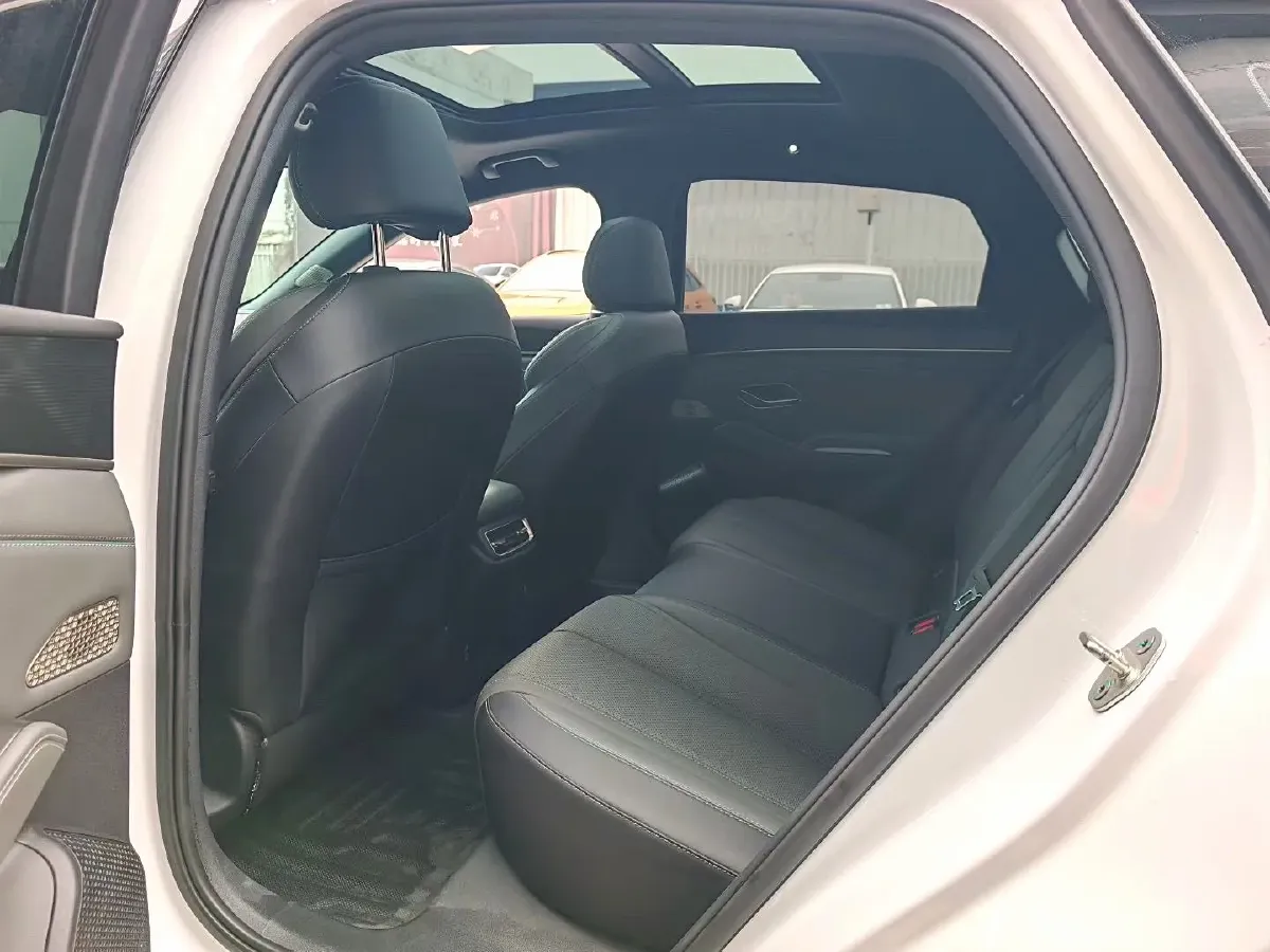 2024 BYD QinL 1.5L 101HP L4 E-CVT PHEV 15.87KWH,autocango,china used car exporter,china ev exporter,chinese used car exporter,chinese used ev exporter