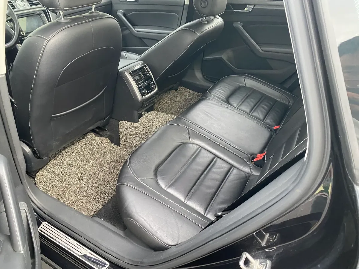 2017 Volkswagen Passat 1.8T 180HP L4 7DCT,autocango,china used car exporter,china ev exporter,chinese used car exporter,chinese used ev exporter