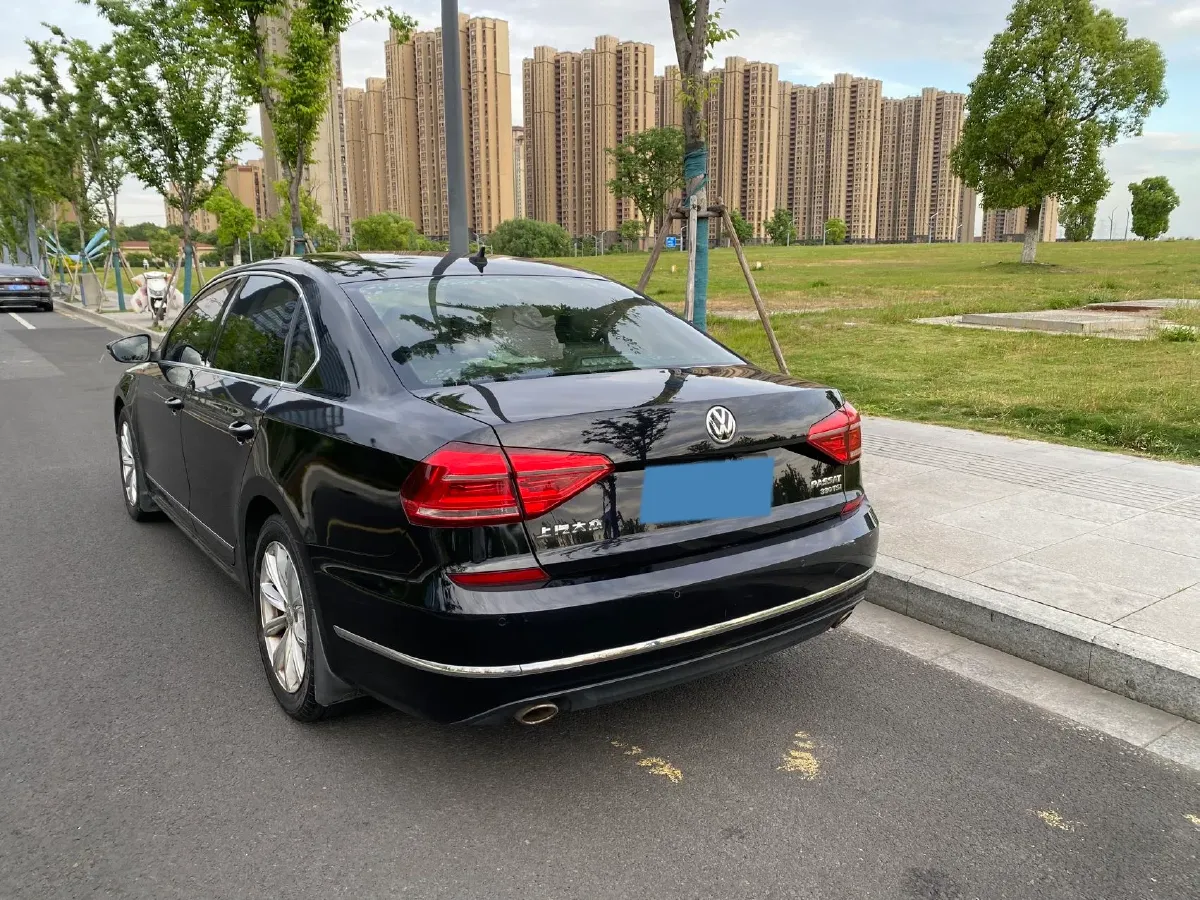 2017 Volkswagen Passat 1.8T 180HP L4 7DCT,autocango,china used car exporter,china ev exporter,chinese used car exporter,chinese used ev exporter