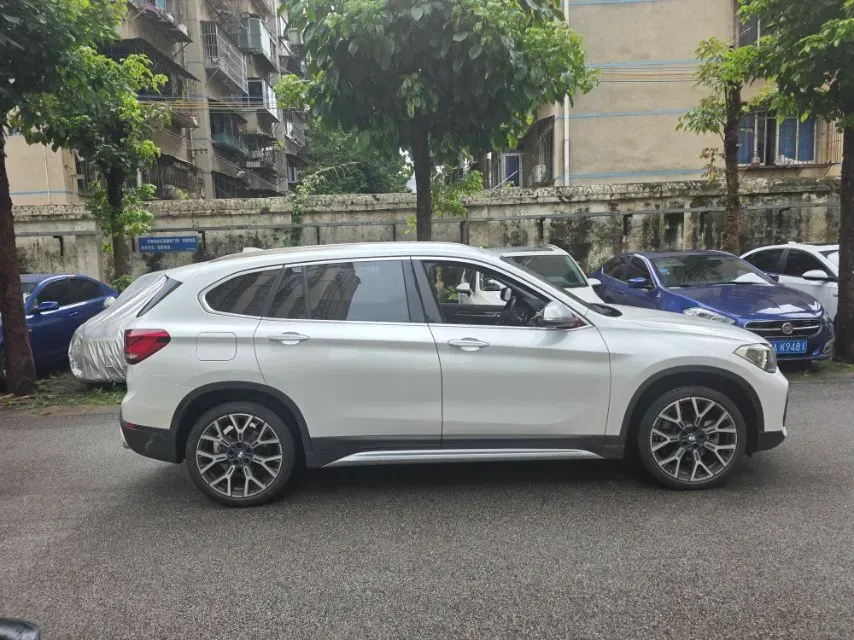 2021 BMW X1 2.0T 192HP L4 8AT,autocango,china used car exporter,china ev exporter,chinese used car exporter,chinese used ev exporter