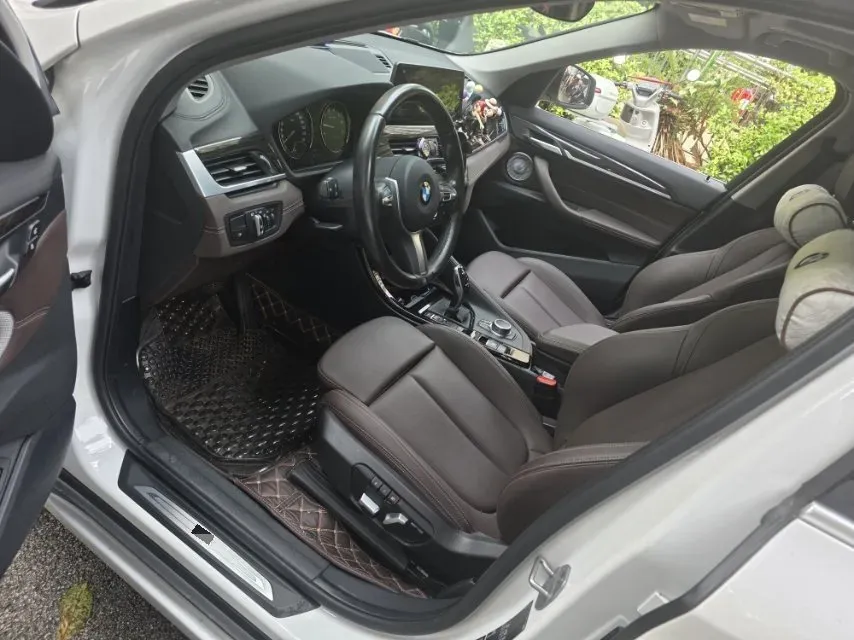 2021 BMW X1 2.0T 192HP L4 8AT,autocango,china used car exporter,china ev exporter,chinese used car exporter,chinese used ev exporter