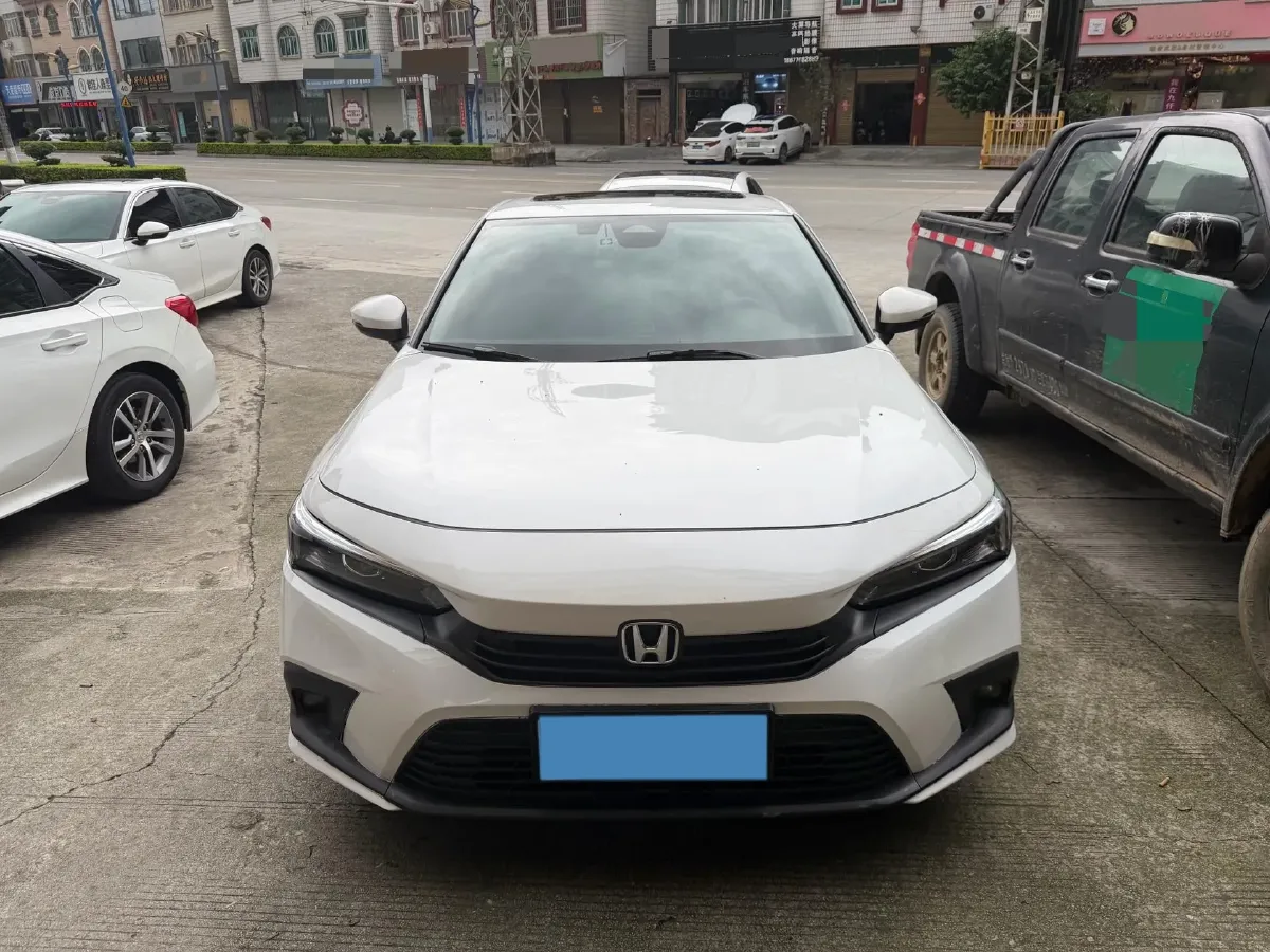 2023 Honda Civic 1.5T 182HP L4 CVT,autocango,china used car exporter,china ev exporter,chinese used car exporter,chinese used ev exporter