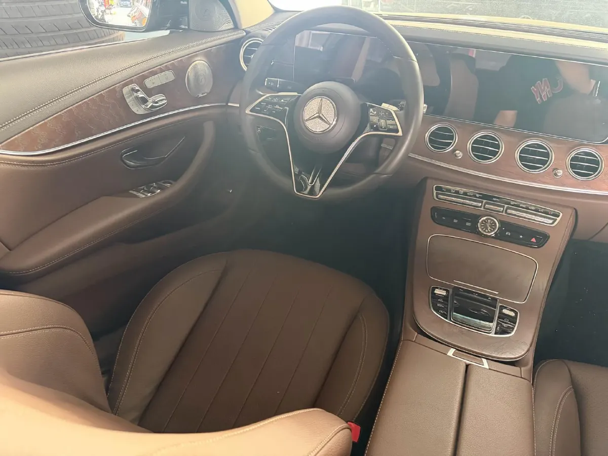 2023 Mercedes-Benz E Class 2.0T 258HP L4 9AT,autocango,china used car exporter,china ev exporter,chinese used car exporter,chinese used ev exporter