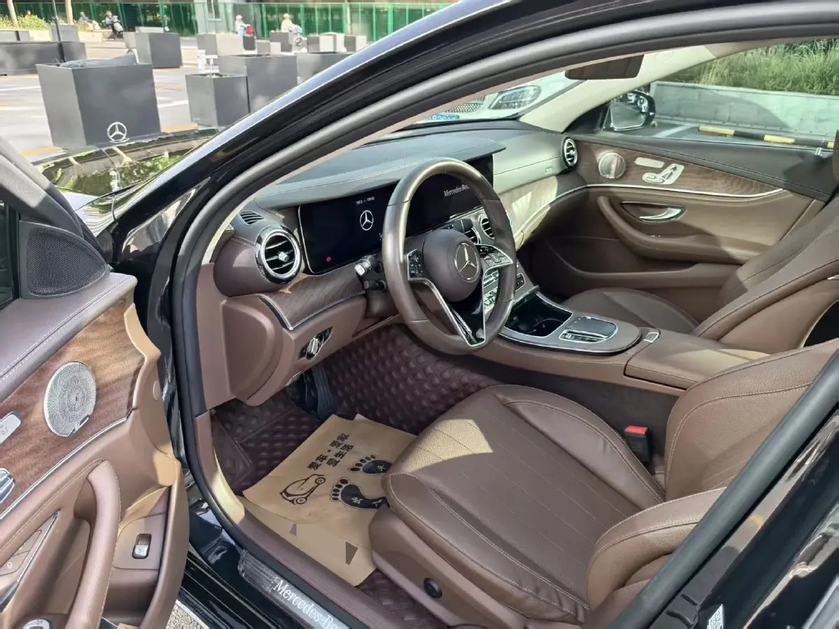 2023 Mercedes-Benz E Class 2.0T 258HP L4 9AT,autocango,china used car exporter,china ev exporter,chinese used car exporter,chinese used ev exporter