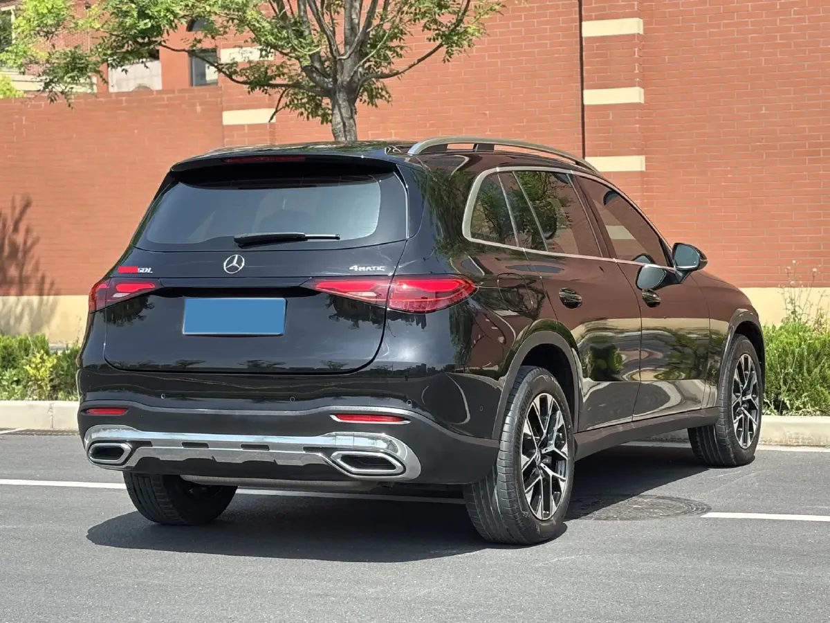 2024 Mercedes-Benz GLC Class 2.0T 204HP L4 9AT,autocango,china used car exporter,china ev exporter,chinese used car exporter,chinese used ev exporter