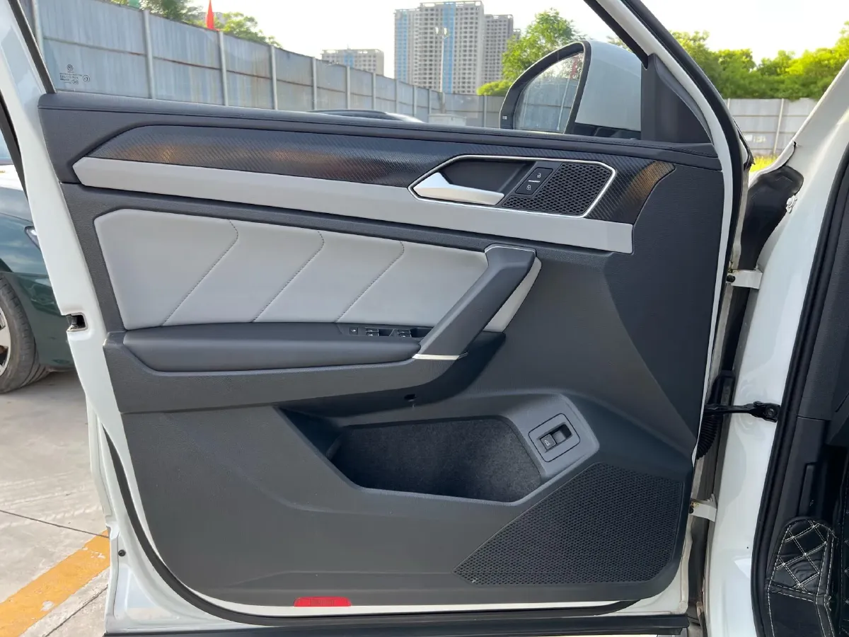 2023 Volkswagen Tayron 1.4T 150HP L4 7DCT,autocango,china used car exporter,china ev exporter,chinese used car exporter,chinese used ev exporter