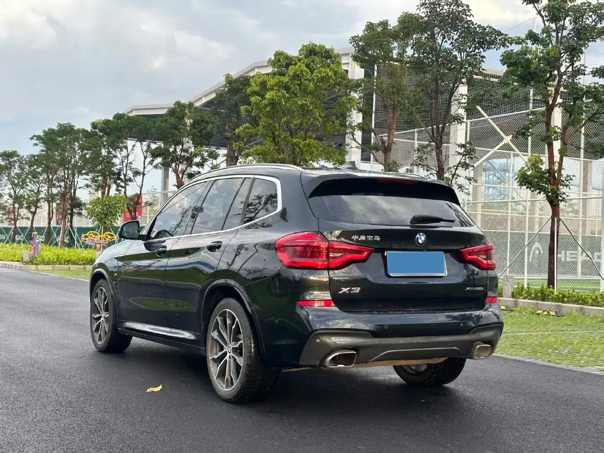 2021 BMW X3 2.0T 252HP L4 8AT,autocango,china used car exporter,china ev exporter,chinese used car exporter,chinese used ev exporter