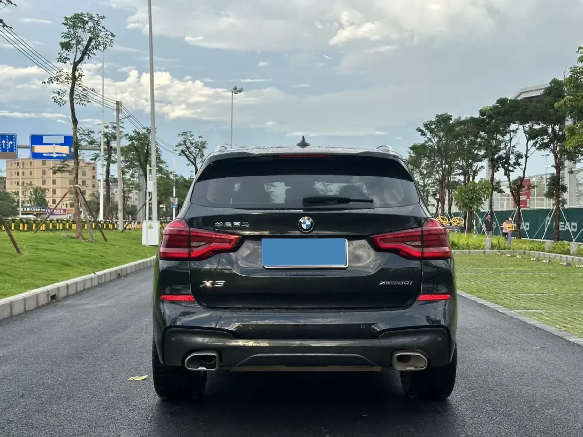 2021 BMW X3 2.0T 252HP L4 8AT,autocango,china used car exporter,china ev exporter,chinese used car exporter,chinese used ev exporter