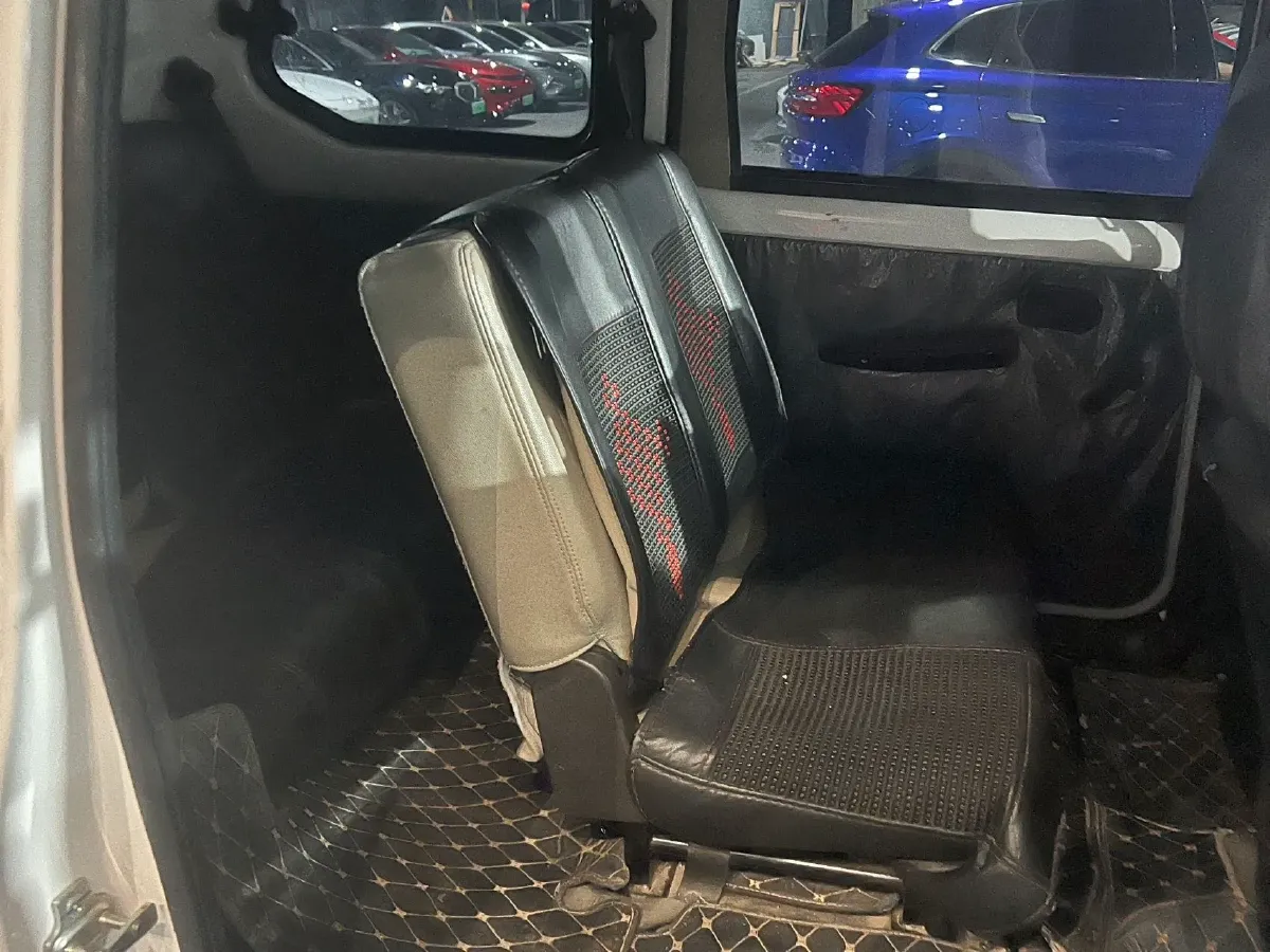 2020 WuLing HongGuang 1.2L 76HP L4 5MT,autocango,china used car exporter,china ev exporter,chinese used car exporter,chinese used ev exporter