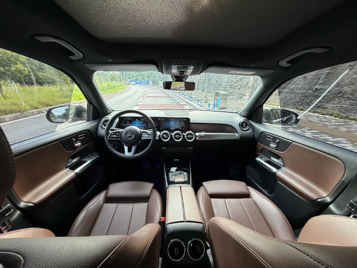 2021 Mercedes-Benz GLB Class 1.3T 163HP L4 7DCT,autocango,china used car exporter,china ev exporter,chinese used car exporter,chinese used ev exporter