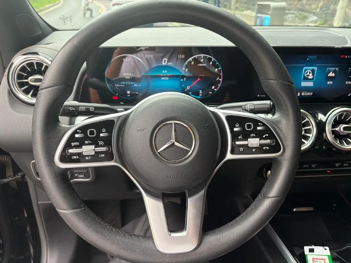 2021 Mercedes-Benz GLB Class 1.3T 163HP L4 7DCT,autocango,china used car exporter,china ev exporter,chinese used car exporter,chinese used ev exporter