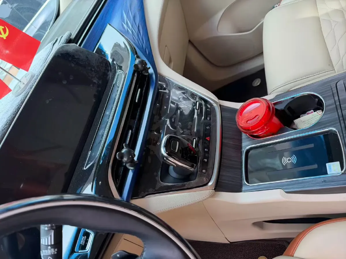2023 Buick GL8 2.0T 237HP L4 9AT,autocango,china used car exporter,china ev exporter,chinese used car exporter,chinese used ev exporter