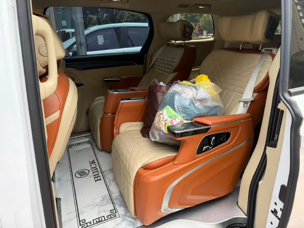 2023 Buick GL8 2.0T 237HP L4 9AT,autocango,china used car exporter,china ev exporter,chinese used car exporter,chinese used ev exporter