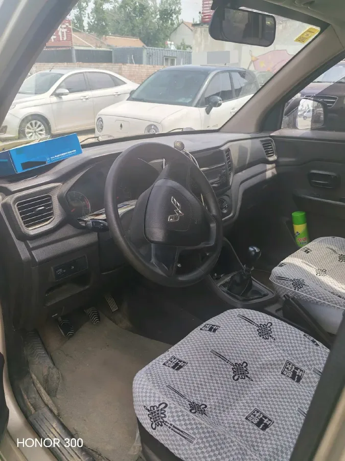 2019 WuLing HongGuang V 1.5L 99HP L4 6MT,autocango,china used car exporter,china ev exporter,chinese used car exporter,chinese used ev exporter
