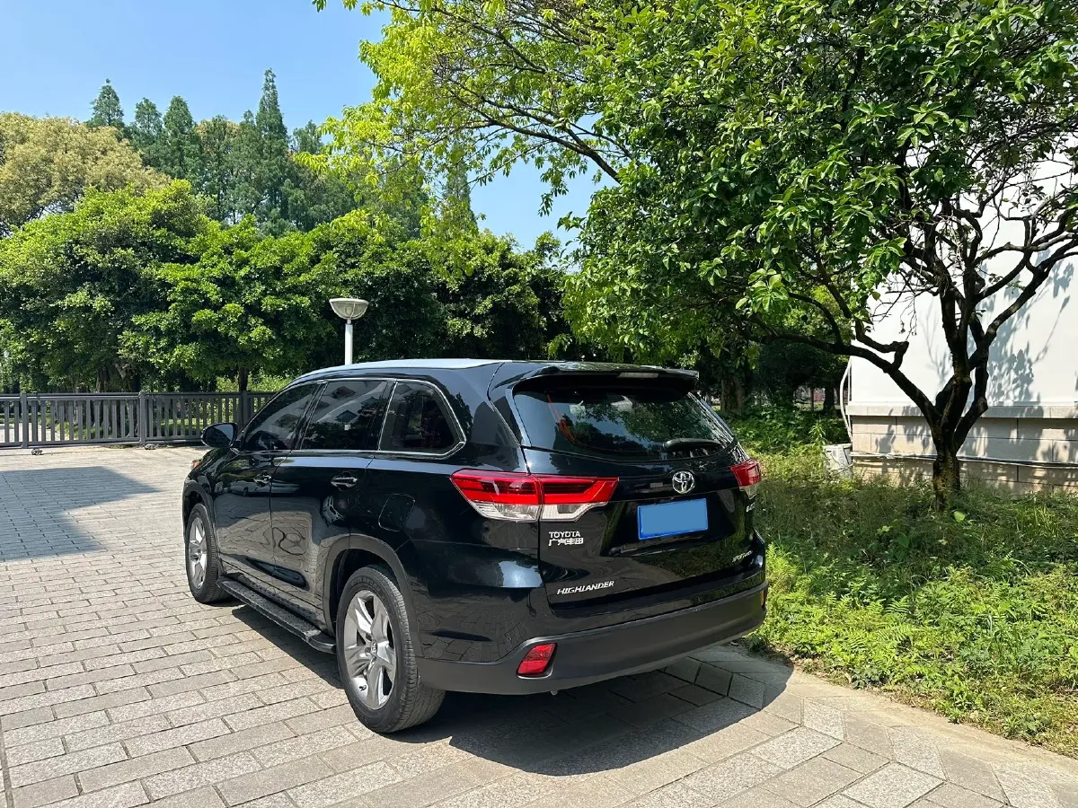 2018 Toyota Highlander 2.0T 220HP L4 6AT,autocango,china used car exporter,china ev exporter,chinese used car exporter,chinese used ev exporter