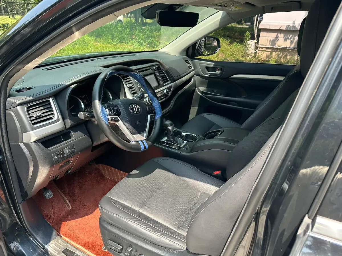 2018 Toyota Highlander 2.0T 220HP L4 6AT,autocango,china used car exporter,china ev exporter,chinese used car exporter,chinese used ev exporter