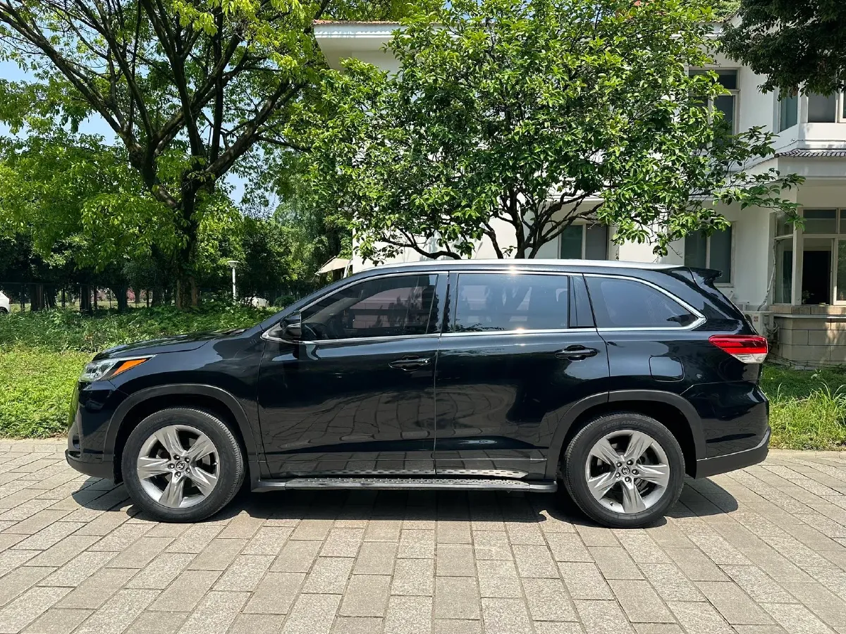 2018 Toyota Highlander 2.0T 220HP L4 6AT,autocango,china used car exporter,china ev exporter,chinese used car exporter,chinese used ev exporter