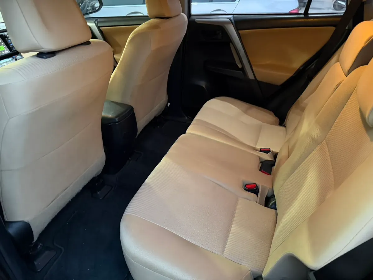 2018 Toyota RAV4 2.0L 151HP L4 CVT,autocango,china used car exporter,china ev exporter,chinese used car exporter,chinese used ev exporter