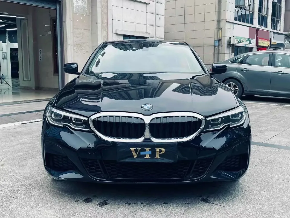 2022 BMW 3 Series 2.0T 156HP L4 8AT,autocango,china used car exporter,china ev exporter,chinese used car exporter,chinese used ev exporter