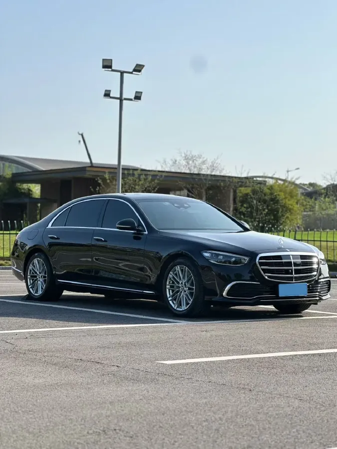 2022 Mercedes-Benz S Class 2.5T 367HP L6 9AT,autocango,china used car exporter,china ev exporter,chinese used car exporter,chinese used ev exporter