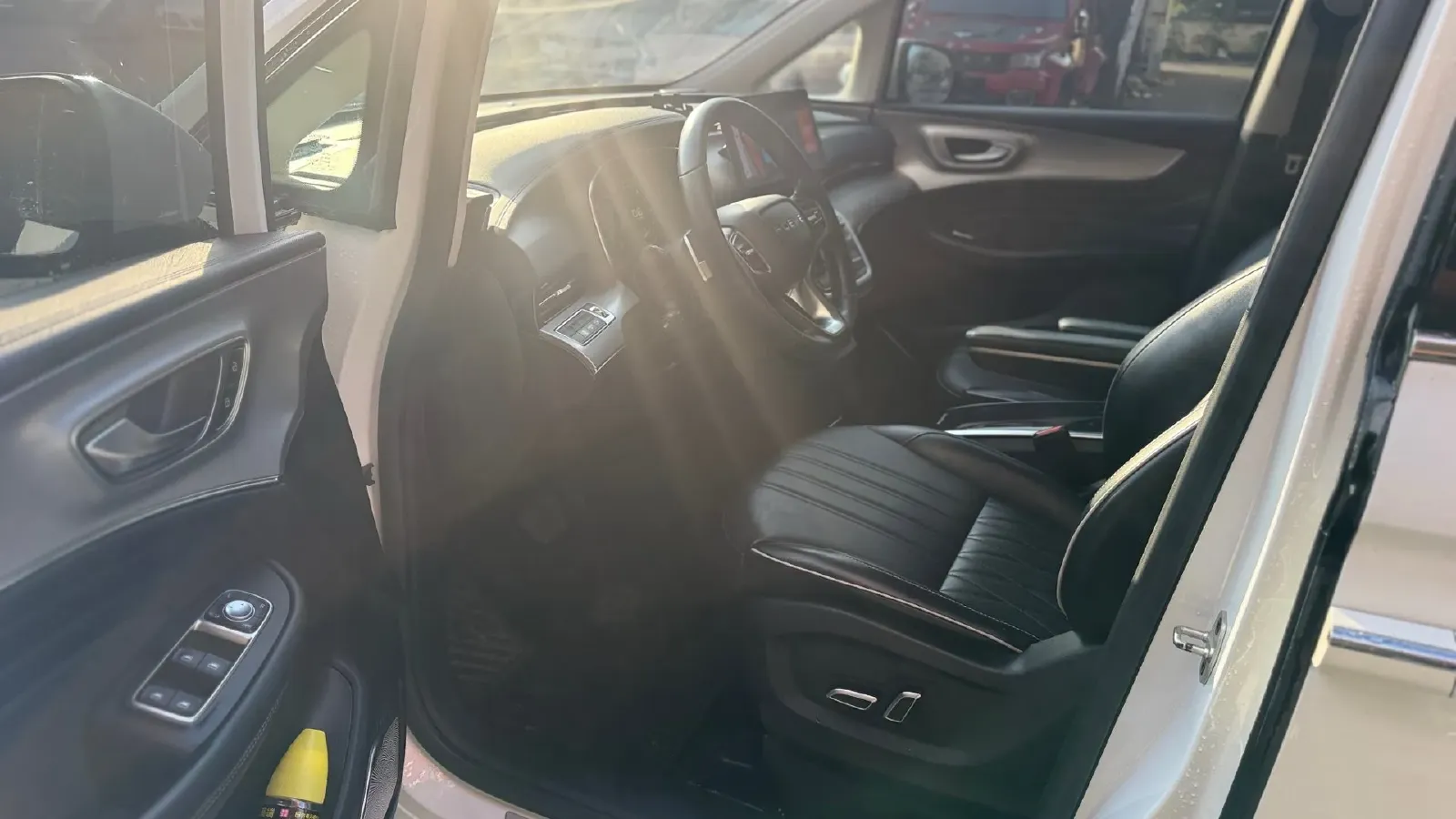 2021 Roewe iMAX8 2.0T 234HP L4 8AT,autocango,china used car exporter,china ev exporter,chinese used car exporter,chinese used ev exporter
