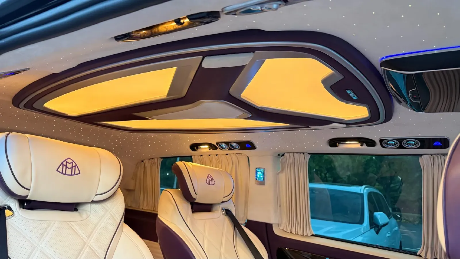 2023 Mercedes-Benz Vito 2.0T 211HP L4 9AT,autocango,china used car exporter,china ev exporter,chinese used car exporter,chinese used ev exporter