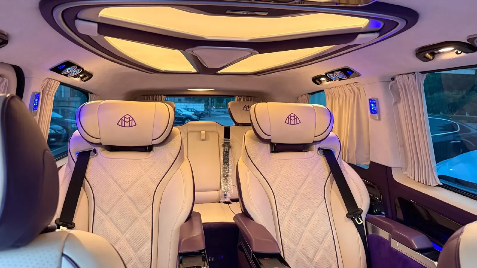 2023 Mercedes-Benz Vito 2.0T 211HP L4 9AT,autocango,china used car exporter,china ev exporter,chinese used car exporter,chinese used ev exporter