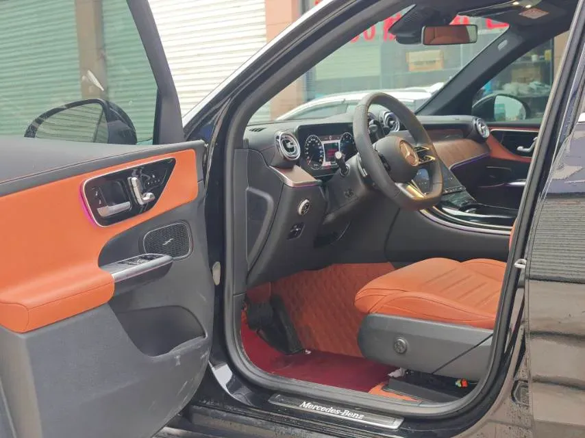 2025 Mercedes-Benz GLC Class 2.0T 258HP L4 9AT,autocango,china used car exporter,china ev exporter,chinese used car exporter,chinese used ev exporter