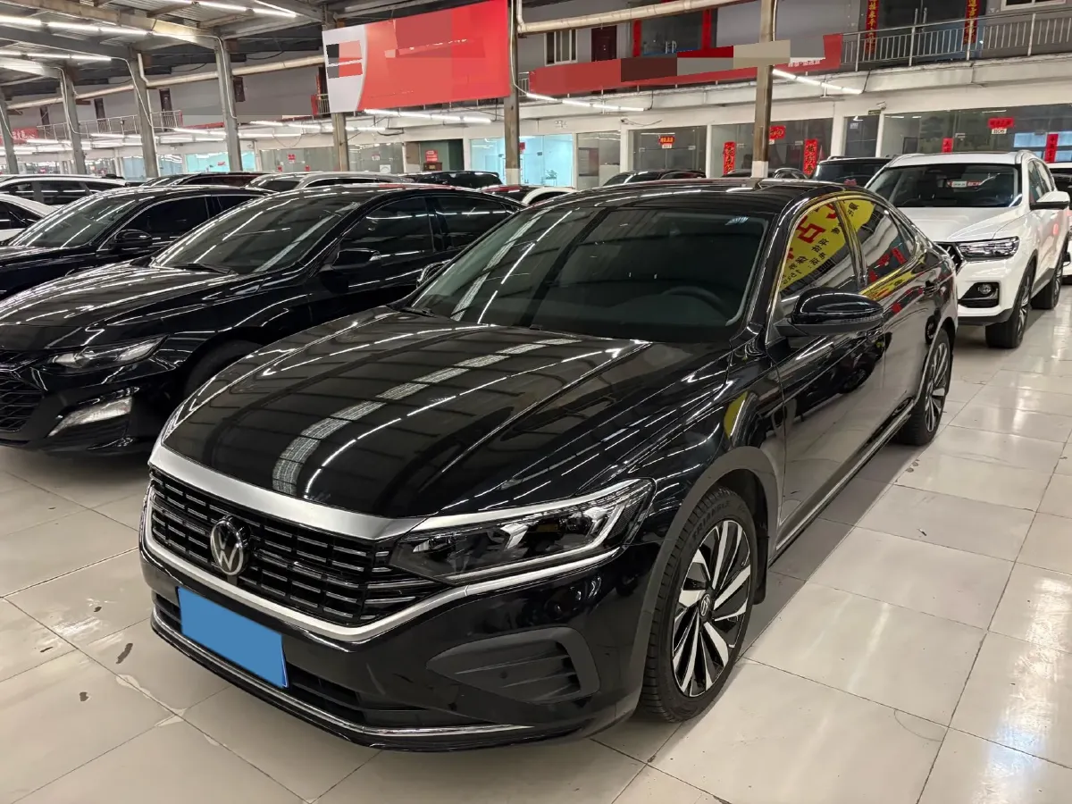 2025 Volkswagen Passat 2.0T 220HP L4 7DCT,autocango,china used car exporter,china ev exporter,chinese used car exporter,chinese used ev exporter