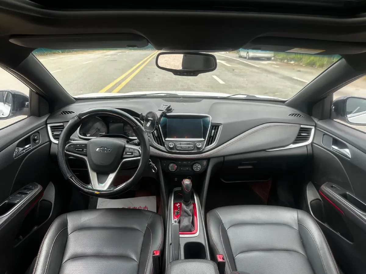 2019 Chevrolet Monza 1.3T 163HP L3 6AT,autocango,china used car exporter,china ev exporter,chinese used car exporter,chinese used ev exporter
