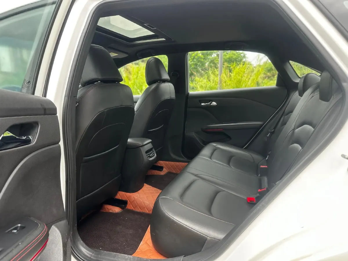 2019 Chevrolet Monza 1.3T 163HP L3 6AT,autocango,china used car exporter,china ev exporter,chinese used car exporter,chinese used ev exporter