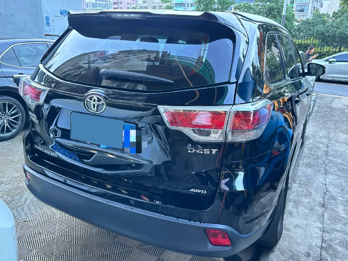 2017 Toyota Highlander 2.0T 220HP L4 6AT,autocango,china used car exporter,china ev exporter,chinese used car exporter,chinese used ev exporter