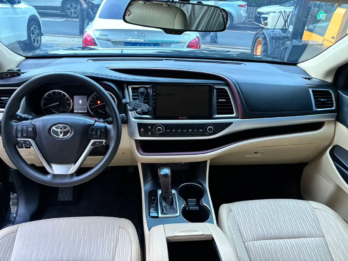 2017 Toyota Highlander 2.0T 220HP L4 6AT,autocango,china used car exporter,china ev exporter,chinese used car exporter,chinese used ev exporter