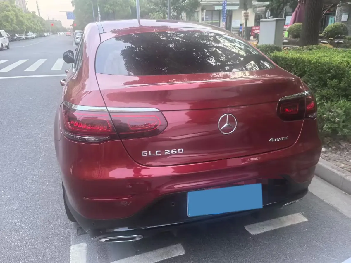 2022 Mercedes-Benz GLC Coupe 2.0T 197HP L4 9AT,autocango,china used car exporter,china ev exporter,chinese used car exporter,chinese used ev exporter