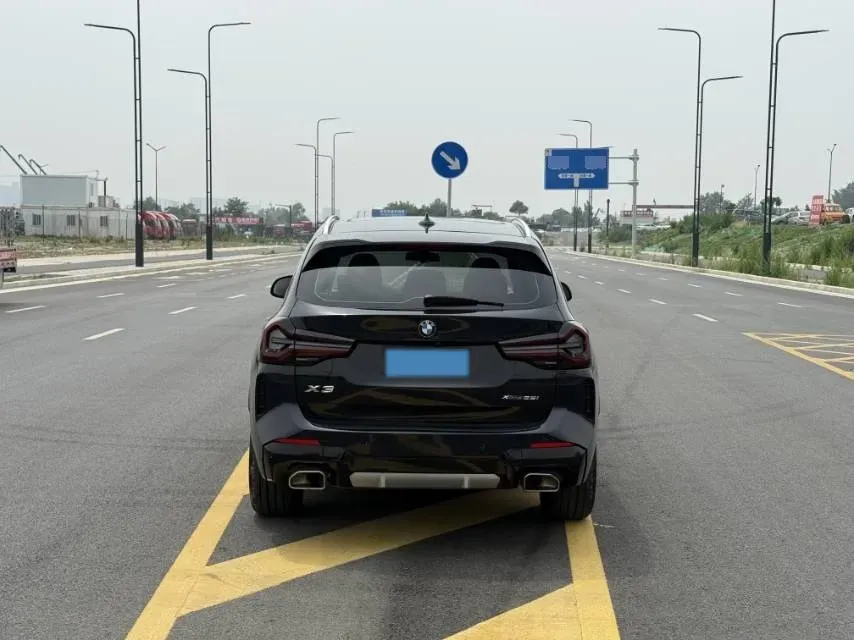 2022 BMW X3 2.0T 184HP L4 8AT,autocango,china used car exporter,china ev exporter,chinese used car exporter,chinese used ev exporter