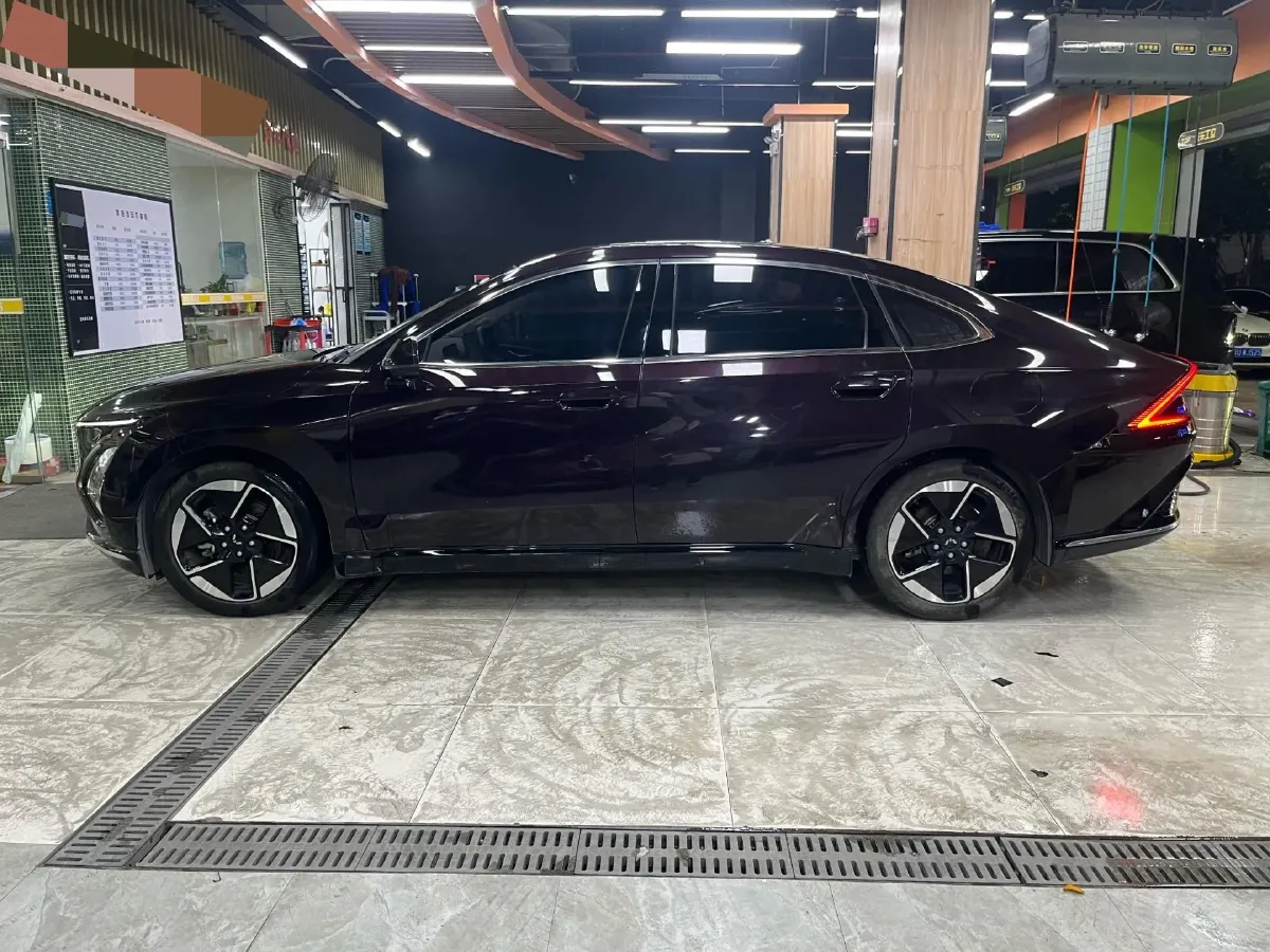 2023 WuLing XingGuang 1.5L 106HP L4 E-CVT PHEV 20.5KWH,autocango,china used car exporter,china ev exporter,chinese used car exporter,chinese used ev exporter