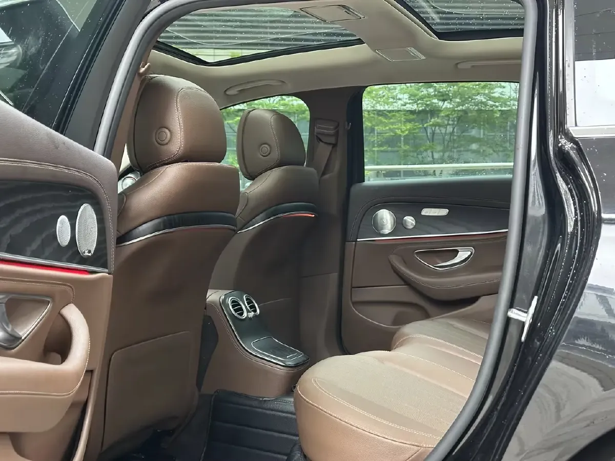 2021 Mercedes-Benz E Class 2.0T 258HP L4 9AT,autocango,china used car exporter,china ev exporter,chinese used car exporter,chinese used ev exporter