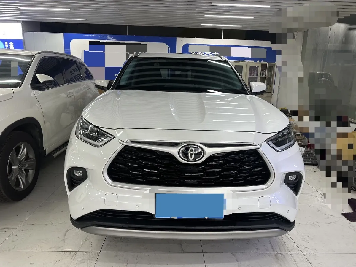 2024 Toyota Highlander 2.0T 248HP L4 8AT,autocango,china used car exporter,china ev exporter,chinese used car exporter,chinese used ev exporter